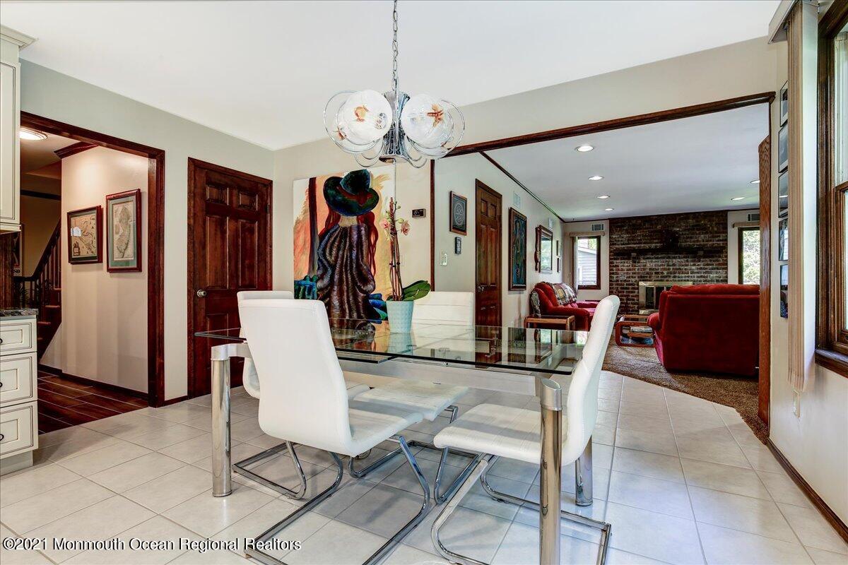 27 Nottingham Road Manalapan, NJ 07726 - Photo 19 of 41 20-27Nottingham_020