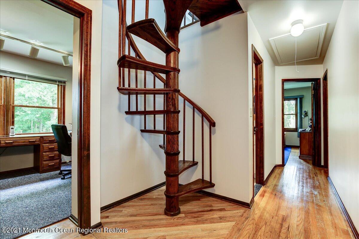 27 Nottingham Road Manalapan, NJ 07726 - Photo 31 of 41 37-27Nottingham_037