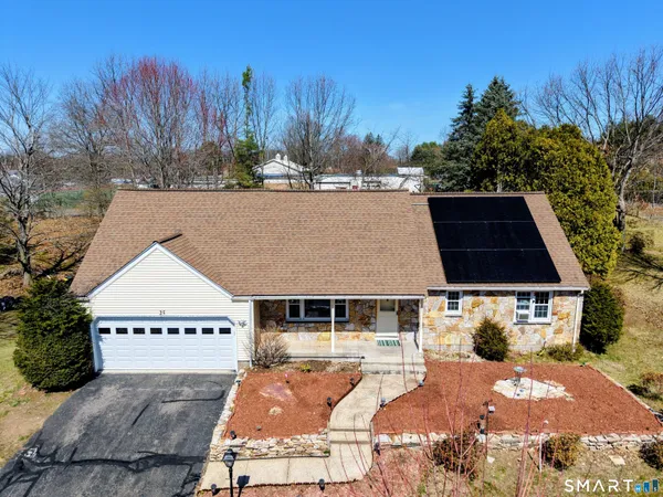 $729,900 | 25 Hampshire Drive, Glastonbury, CT 06033