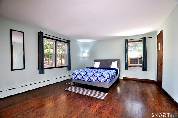 $729,900 | 25 Hampshire Drive, Glastonbury, CT 06033