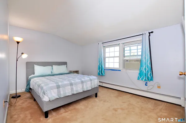 $729,900 | 25 Hampshire Drive, Glastonbury, CT 06033