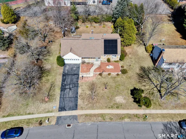 $729,900 | 25 Hampshire Drive, Glastonbury, CT 06033