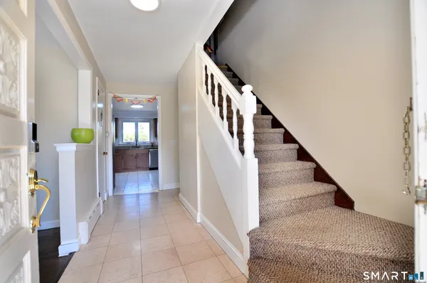 $729,900 | 25 Hampshire Drive, Glastonbury, CT 06033