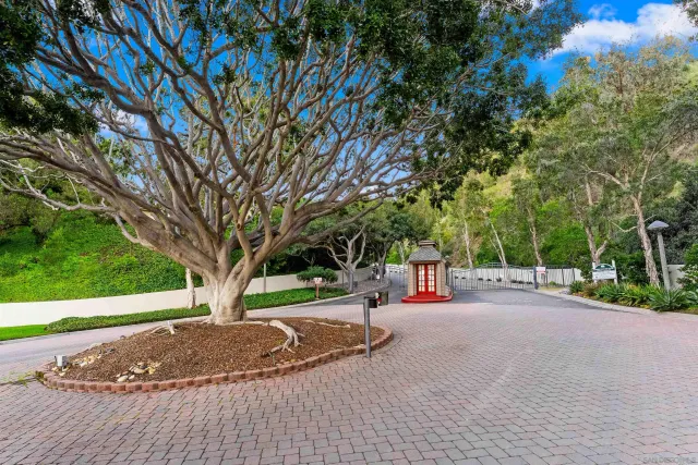 $819,000 | 5208 Caminito Solitario, San Diego, CA 92108