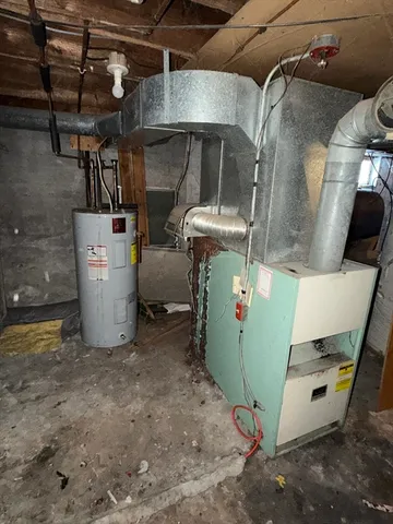 $275,000 | 130-132 School Street South, Barre, MA 01074