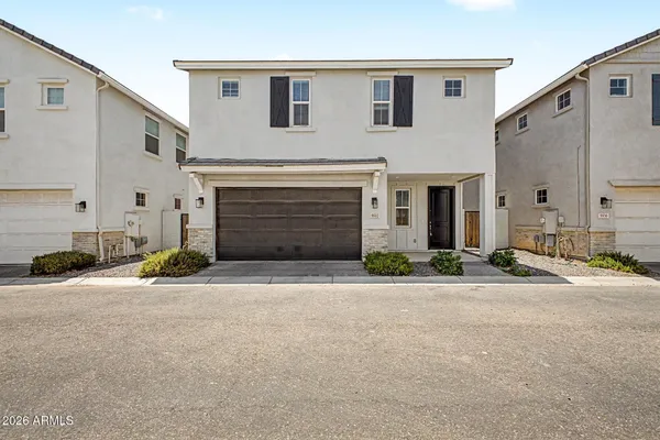 $2,300 | 5532 South Dillon, Mesa, AZ 85212