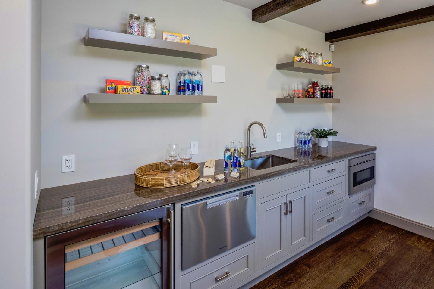 20 Drayton Road Hillsborough, CA 94010 - Photo 20 of 25 Gallery Image 20
