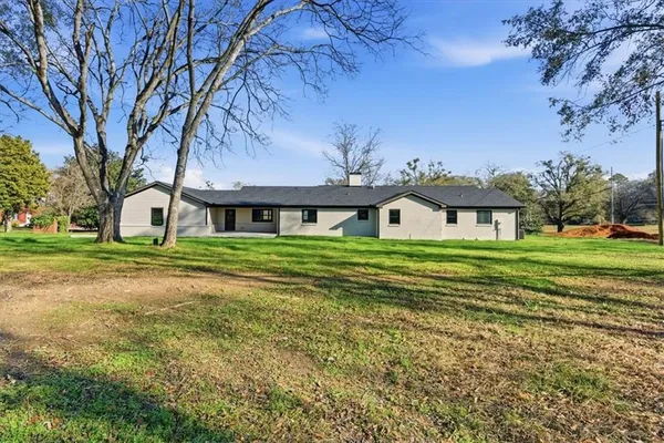 $690,000 | 32 Church Street, Taylorsville, GA 30178