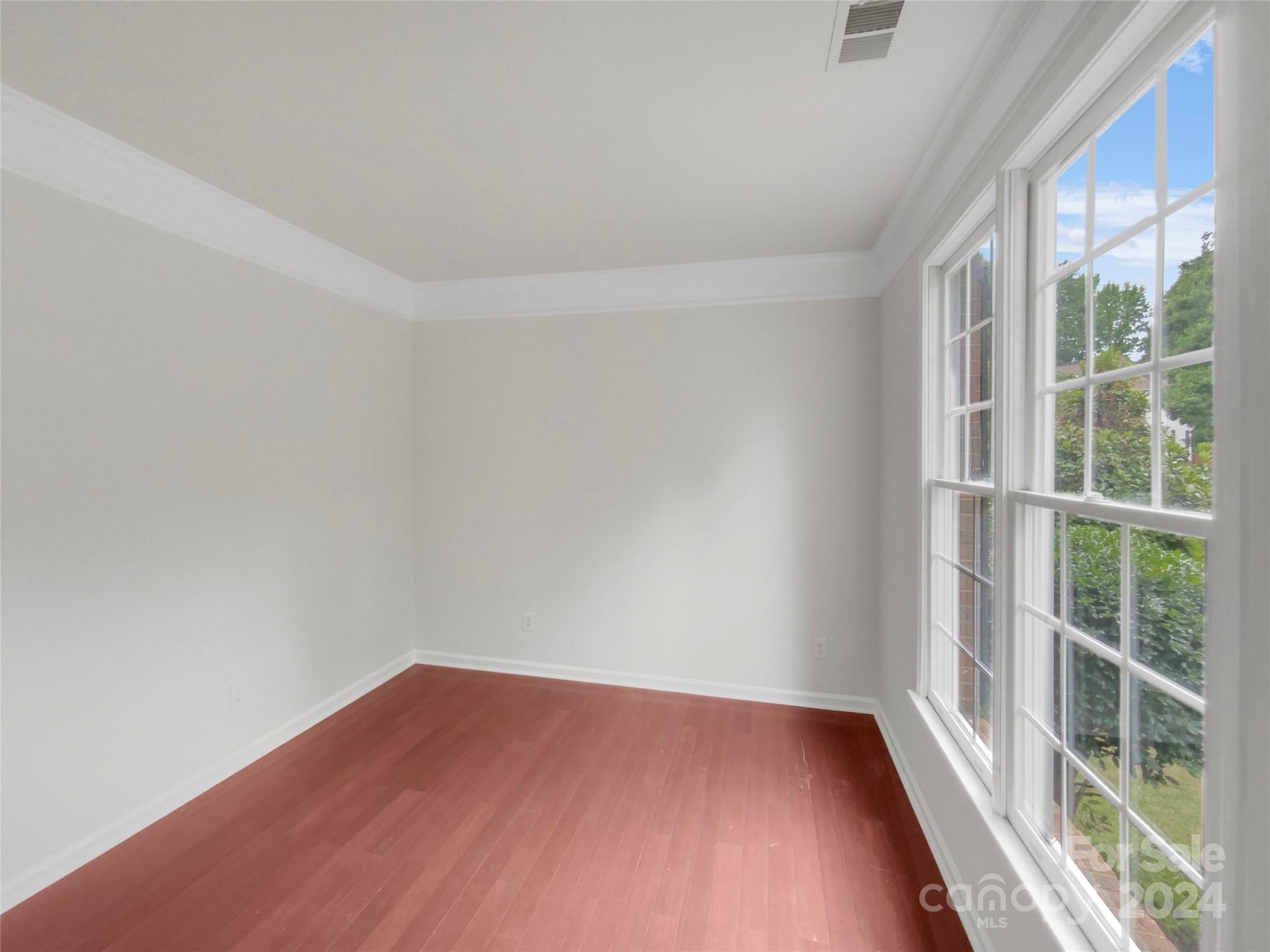 3434 Arklow Road Charlotte, NC 28269 - Photo 7 of 16 Gallery Image 7