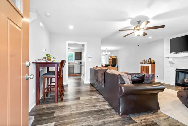 $1,995 | 180 Sambar Drive, Clarksville, TN 37040