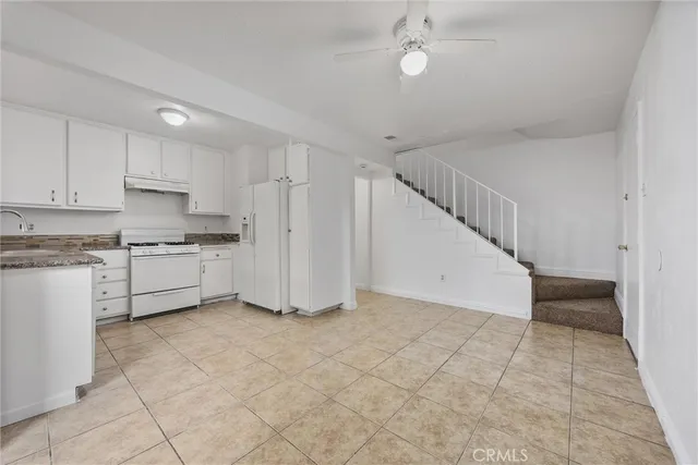 $199,000 | 5908 Almendra Court, Unit C, Bakersfield, CA 93309