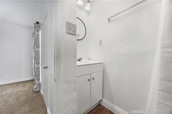 $175,000 | 5908 Almendra Court, Unit C, Bakersfield, CA 93309