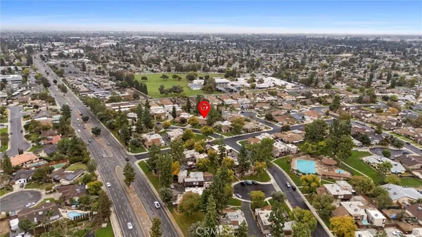 $175,000 | 5908 Almendra Court, Unit C, Bakersfield, CA 93309