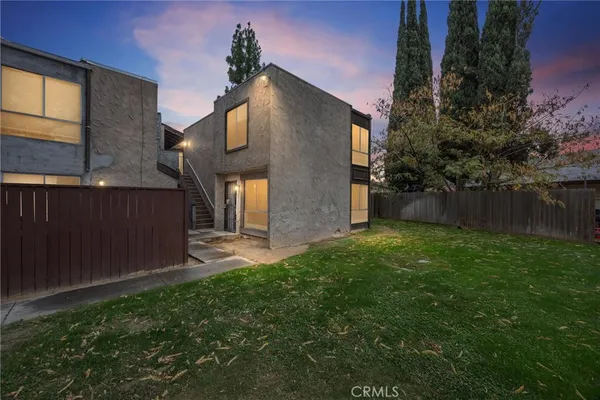 $175,000 | 5908 Almendra Court, Unit C, Bakersfield, CA 93309