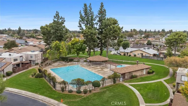 $175,000 | 5908 Almendra Court, Unit C, Bakersfield, CA 93309