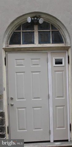 $1,975 | 415 West Broad Street, Quakertown, PA 18951