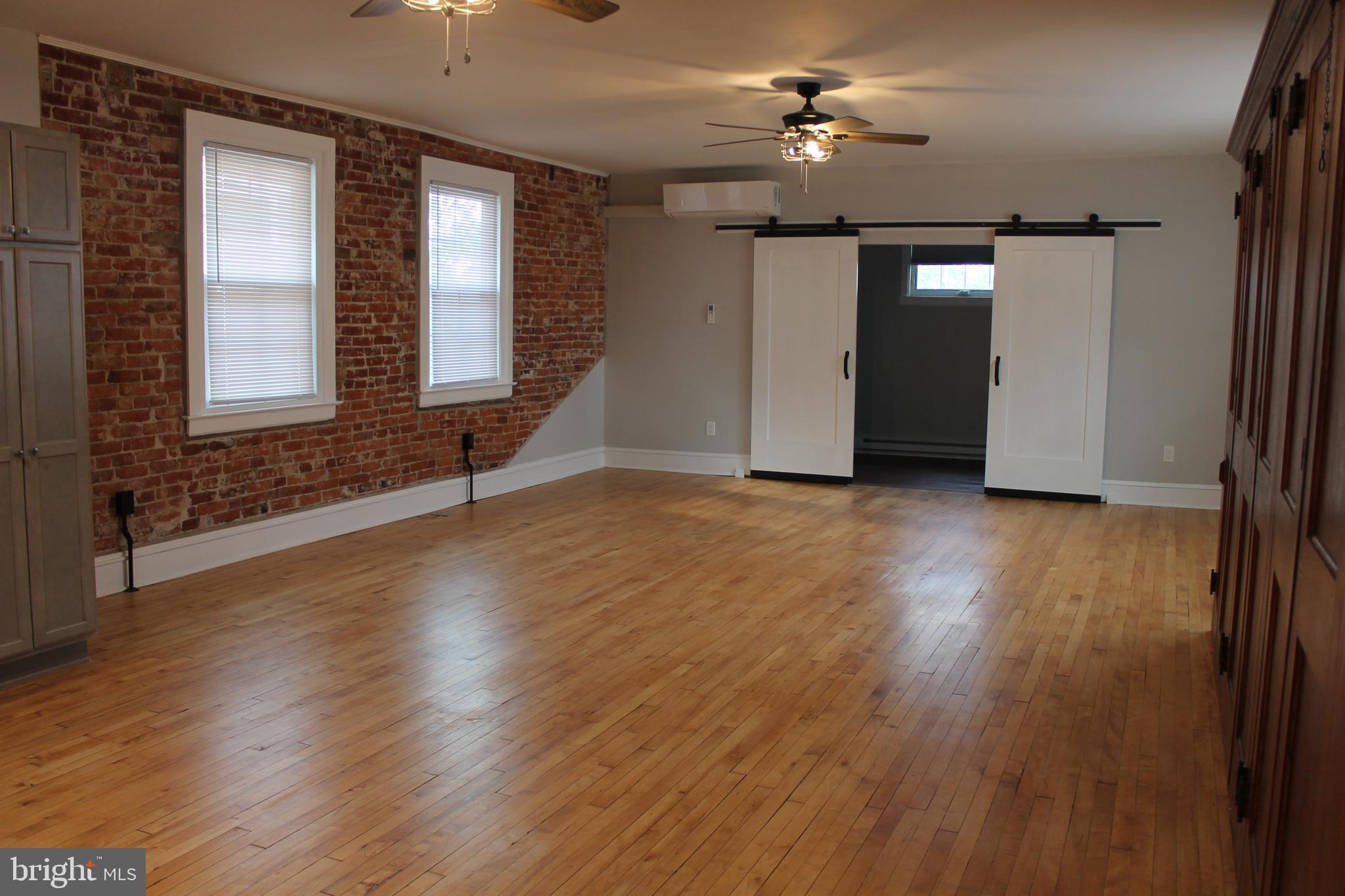 415 West Broad Street Quakertown, PA 18951 - Photo 12 of 28 Beautiful Wood Floors