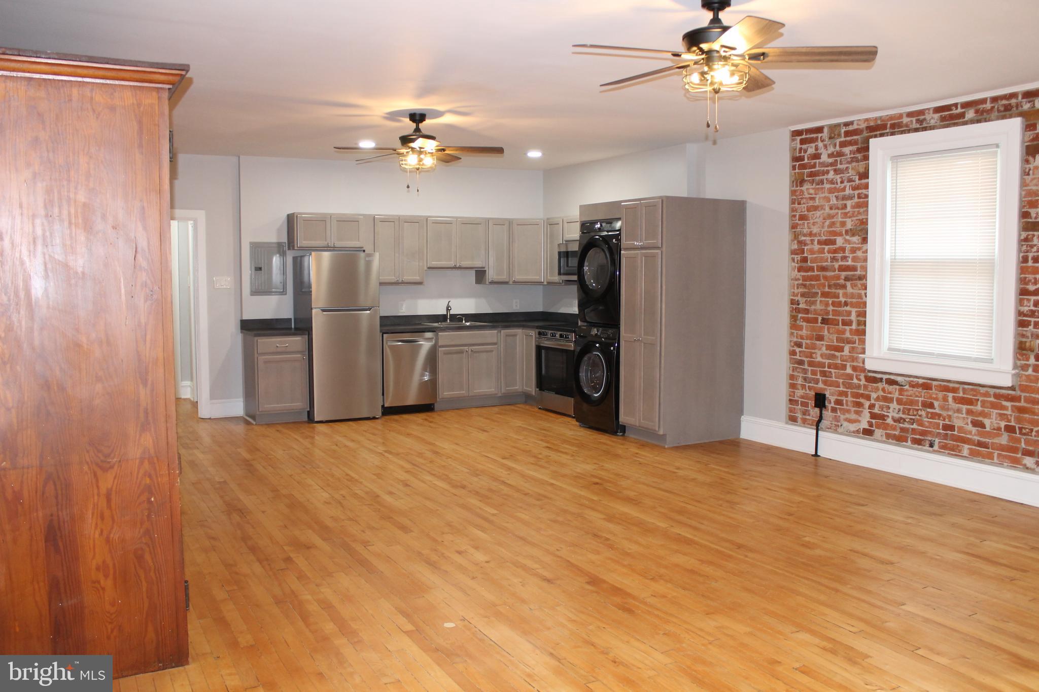 415 West Broad Street Quakertown, PA 18951 - Photo 13 of 28 Full Kitchen