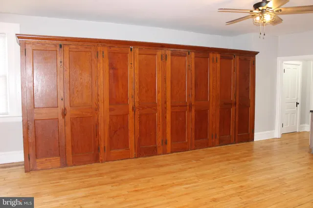 $1,975 | 415 West Broad Street, Quakertown, PA 18951