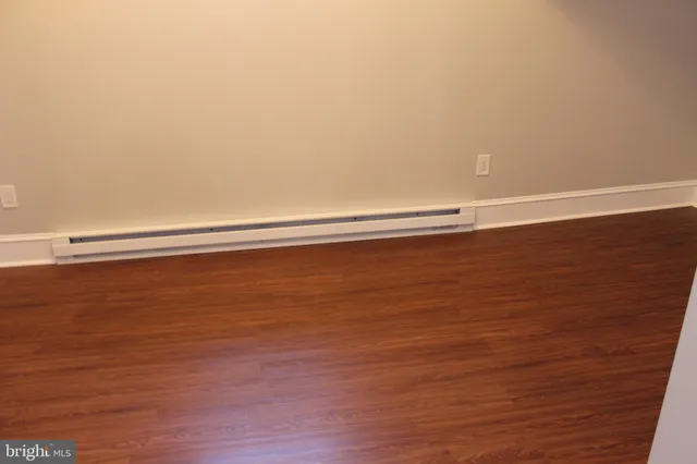 $1,975 | 415 West Broad Street, Quakertown, PA 18951