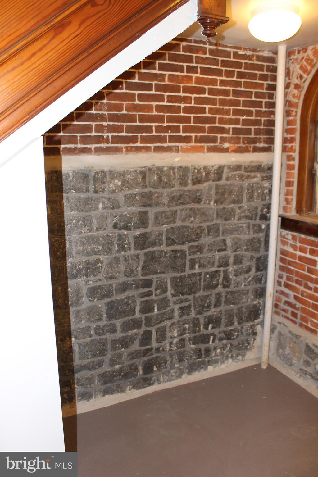 415 West Broad Street Quakertown, PA 18951 - Photo 4 of 28