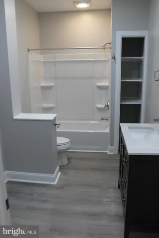 $1,975 | 415 West Broad Street, Quakertown, PA 18951