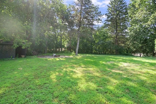 $400,000 | 14901 Highway 7, Minnetonka, MN 55345