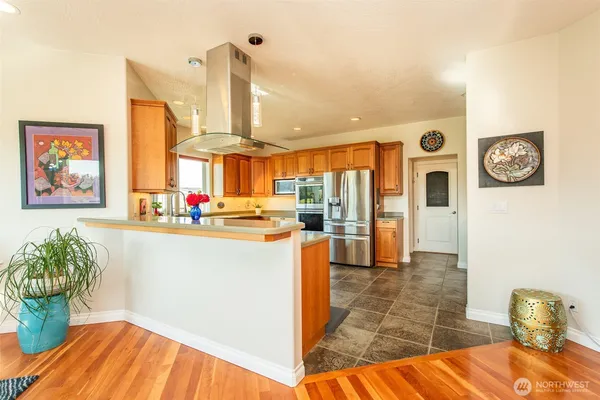 $925,000 | 920 North Gierin Creek Lane, Sequim, WA 98382