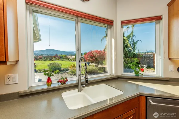 $925,000 | 920 North Gierin Creek Lane, Sequim, WA 98382