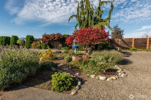 $925,000 | 920 North Gierin Creek Lane, Sequim, WA 98382