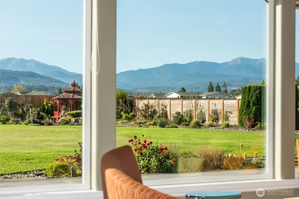 $925,000 | 920 North Gierin Creek Lane, Sequim, WA 98382