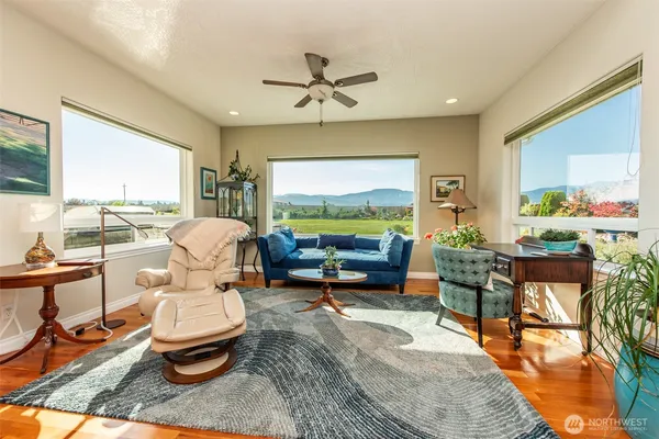 $925,000 | 920 North Gierin Creek Lane, Sequim, WA 98382