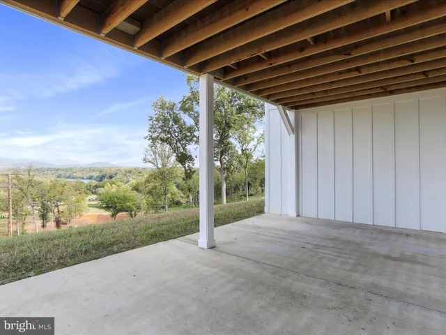 $1,350,000 | 265 Haventree Terrace, Falling Waters, WV 25419