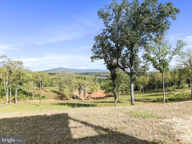 $1,350,000 | 265 Haventree Terrace, Falling Waters, WV 25419