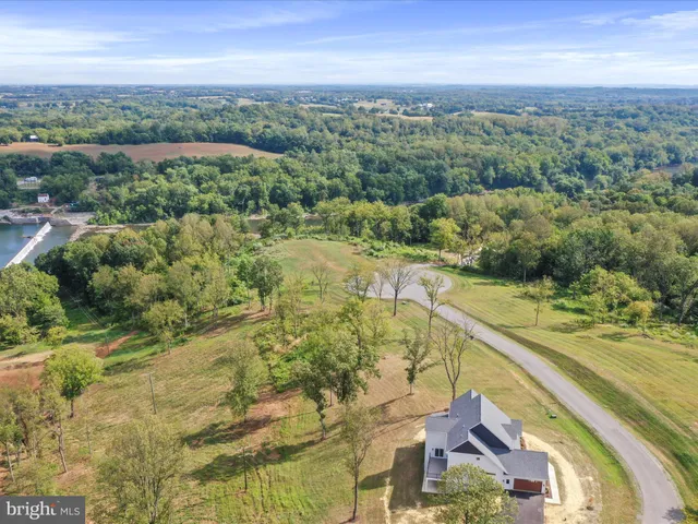$1,350,000 | 265 Haventree Terrace, Falling Waters, WV 25419