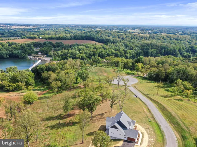 $1,350,000 | 265 Haventree Terrace, Falling Waters, WV 25419
