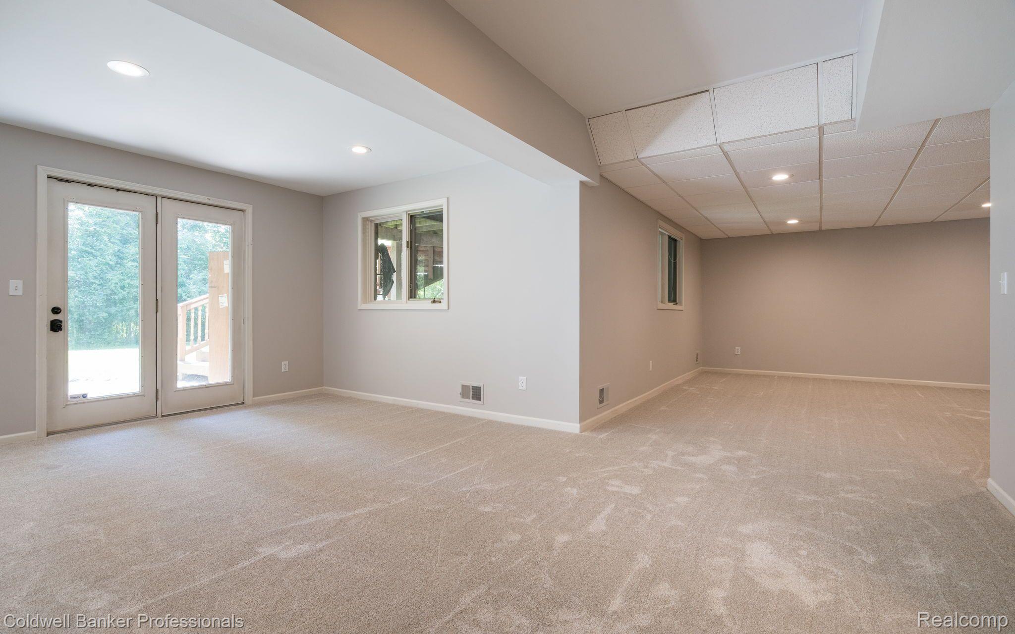 1287 Muirwood Court Rochester, MI 48306 - Photo 35 of 44 Gallery Image 35
