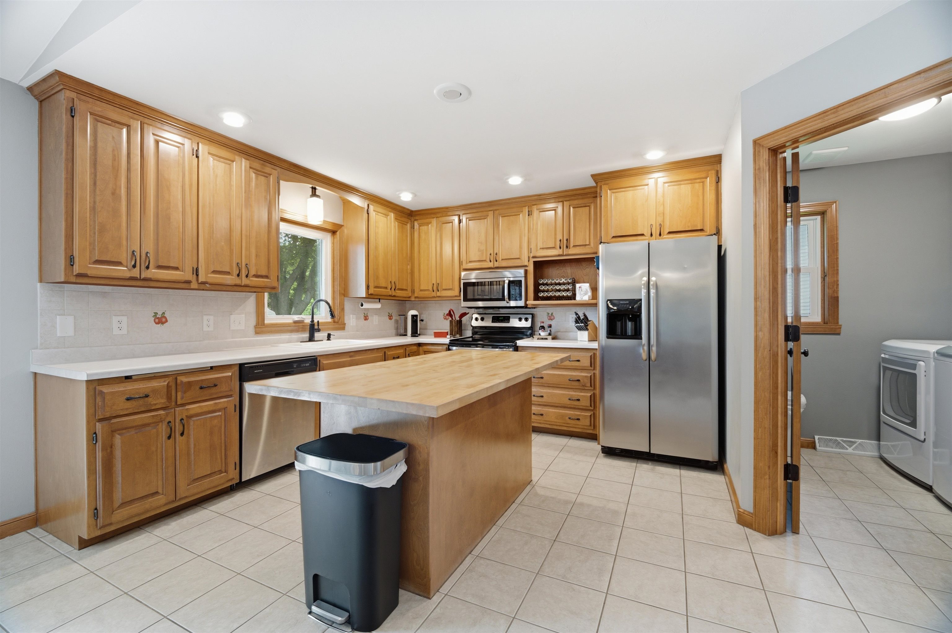 127 Barefoot Court Appleton, WI 54913 - Photo 15 of 57