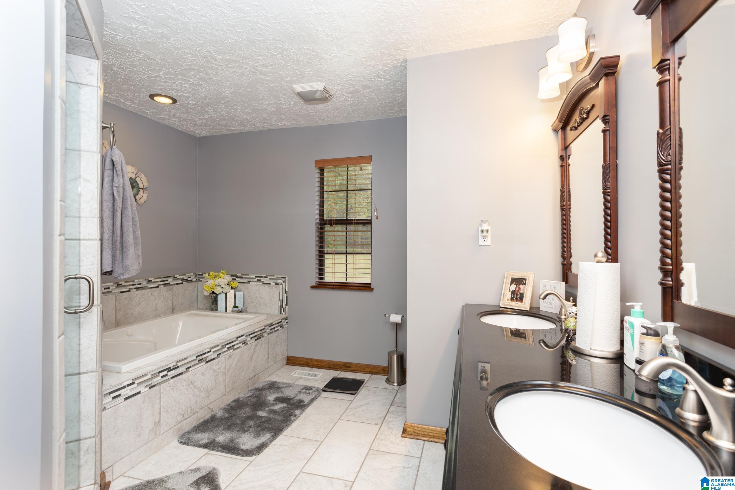 891 Oak Hill Road Oxford, AL 36203 - Photo 14 of 41