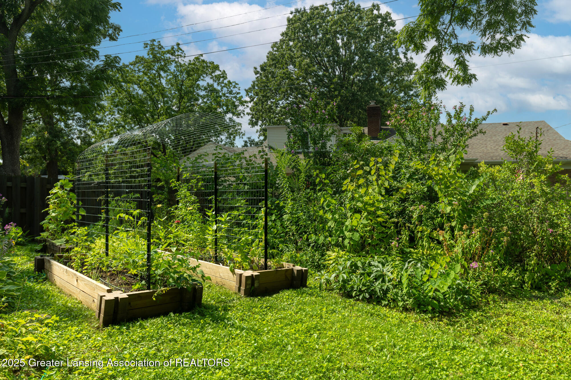 1522 Hitching Post Road East Lansing, MI 48823 - Photo 30 of 34 1552_Hitchingpost_FSBO-10