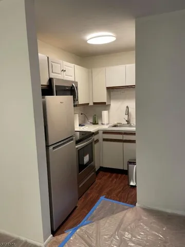 $1,500 | 206 Broad Street, Unit 10A, Bloomfield, NJ 07003