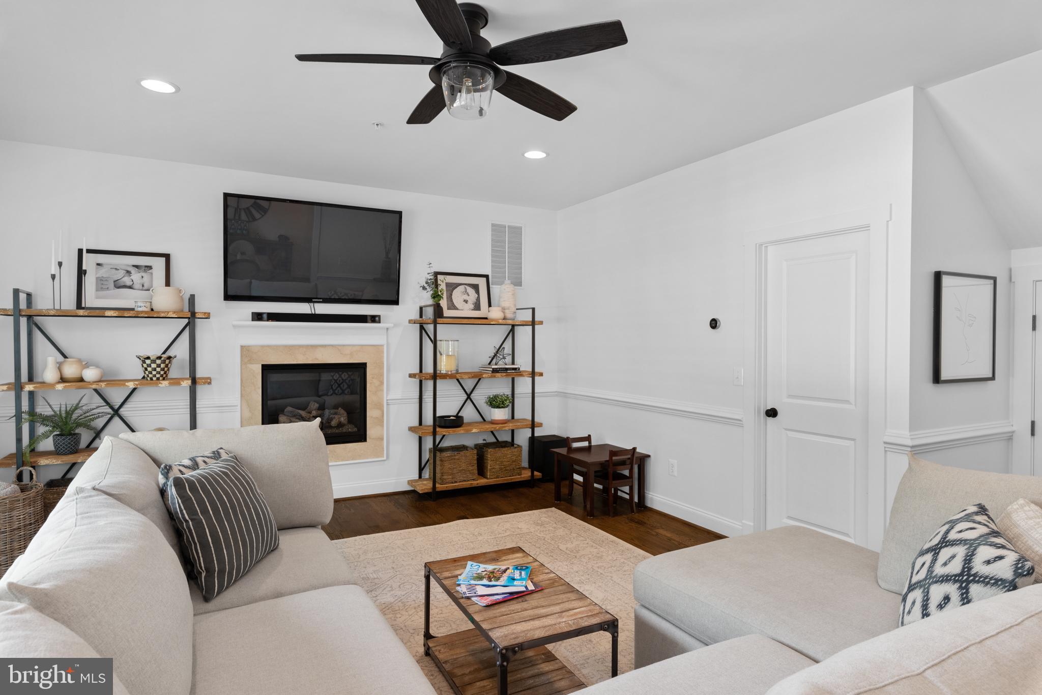 1326 Harbor Road Annapolis, MD 21403 - Photo 17 of 82 Gallery Image 17