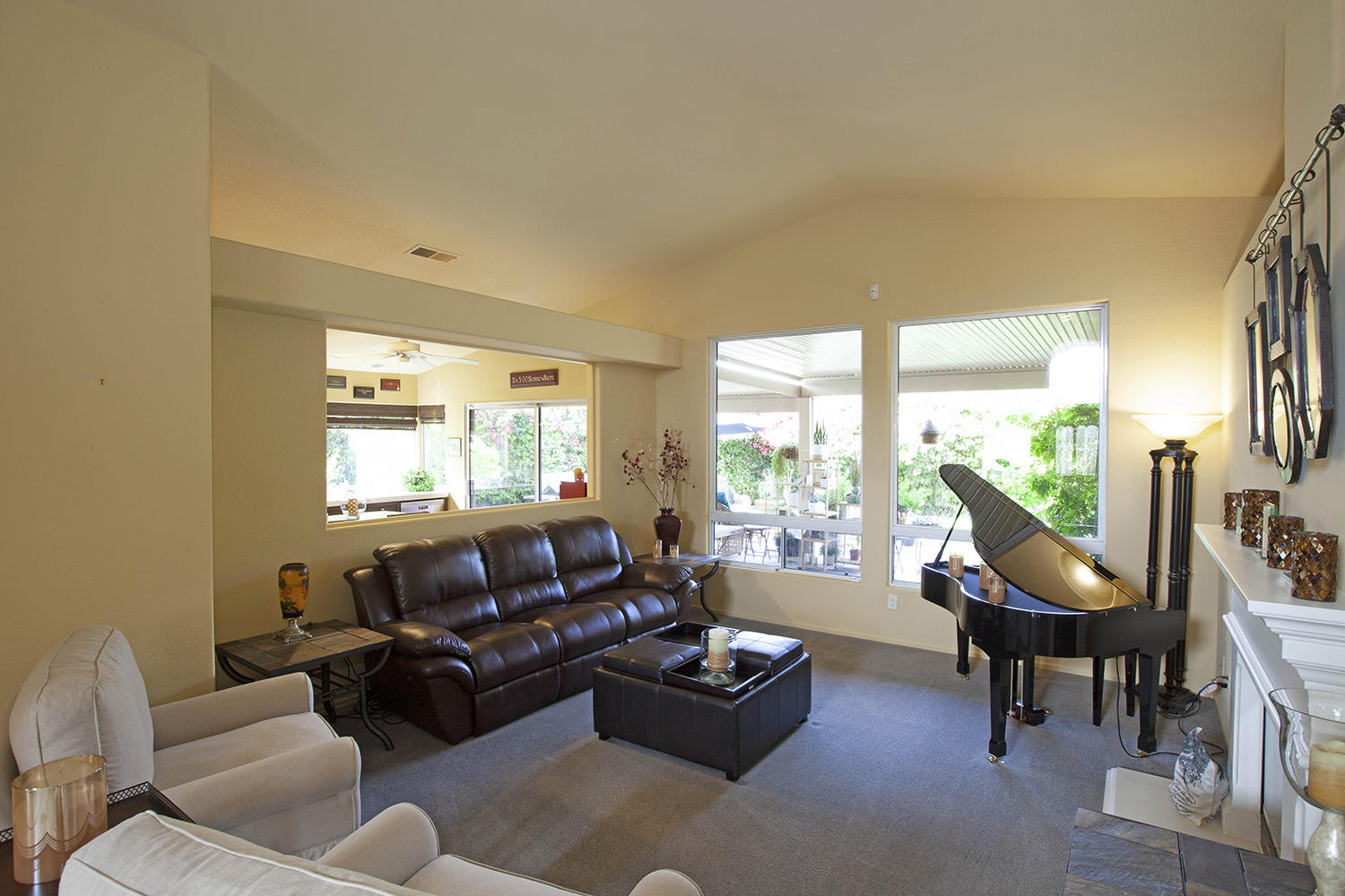 230 Strada Nova Palm Desert, CA 92260 - Photo 7 of 31 _MG_1542