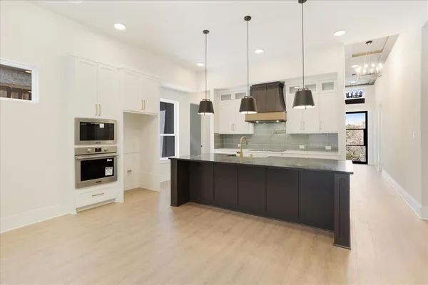 $549,900 | 9 Greenway Bend, Pottsboro, TX 75076