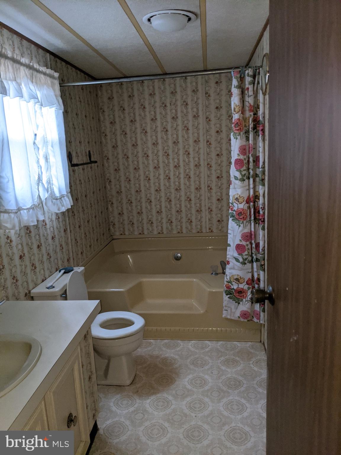 1026 Magazine Road Green Lane, PA 18054 - Photo 9 of 16 Gallery Image 9