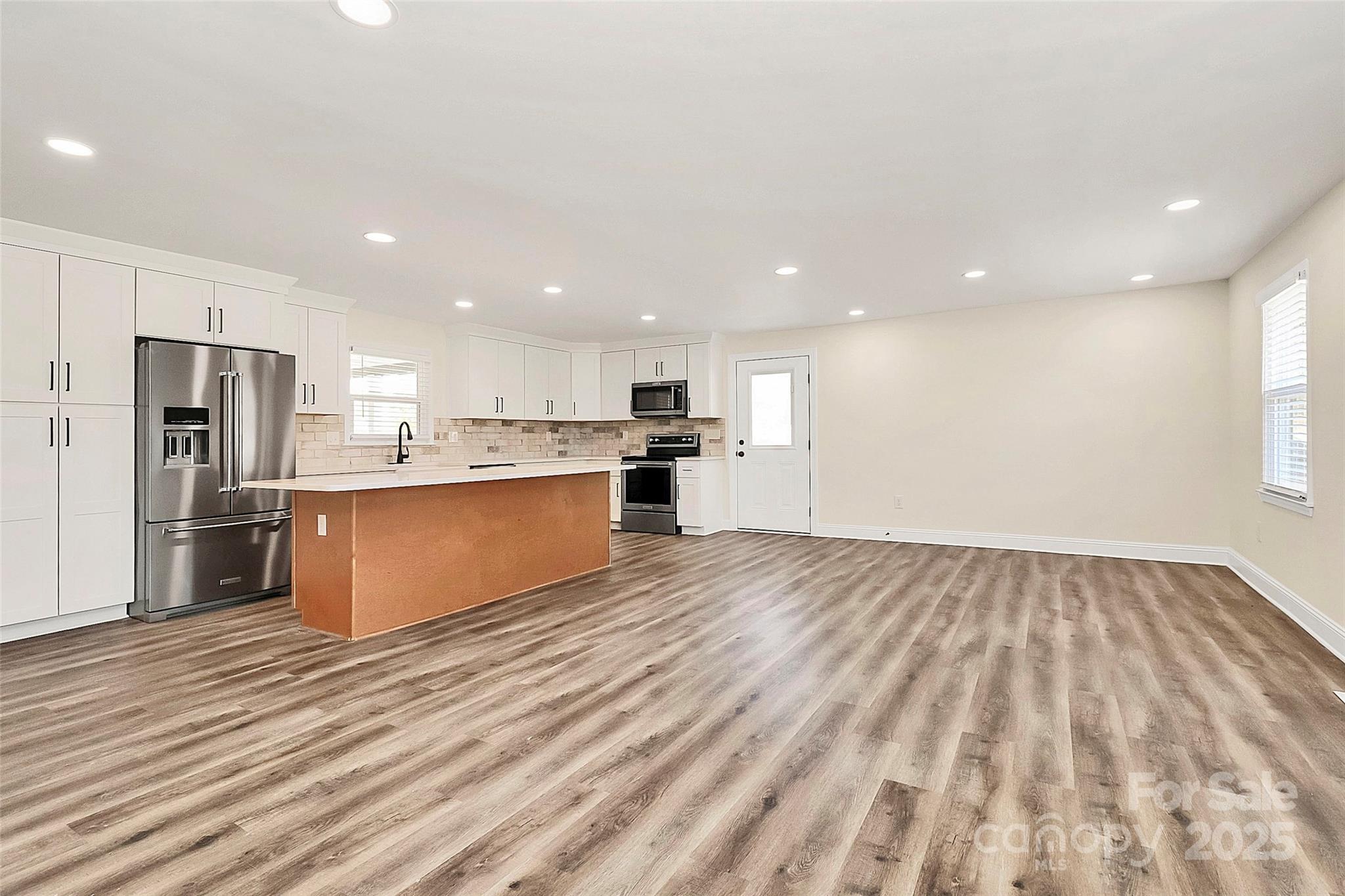 2159 Greenleaf Road Clover, SC 29710 - Photo 8 of 46