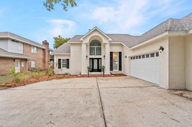 $1,175,000 | 101 Harbour Pointe Drive, Lynn Haven, FL 32444