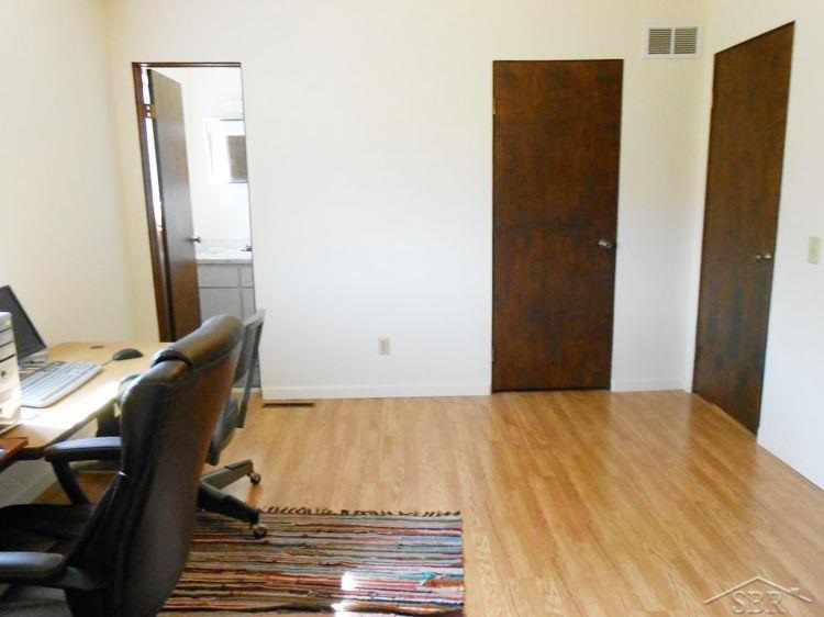 1415 South Nine Mile Road Kawkawlin, MI 48631 - Photo 4 of 11