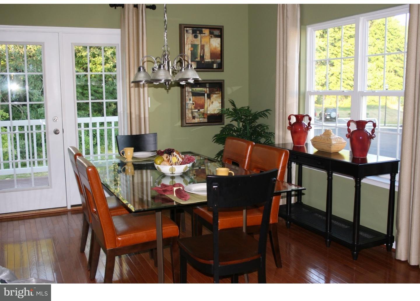 402 Jacobsen Drive Newark, DE 19702 - Photo 2 of 8