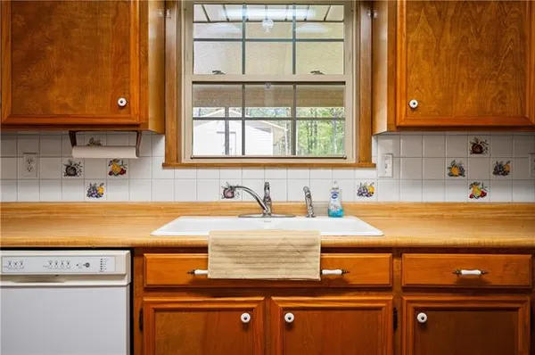 $329,900 | 5481 Hwy 107 Pineville La, Pineville, LA 71360